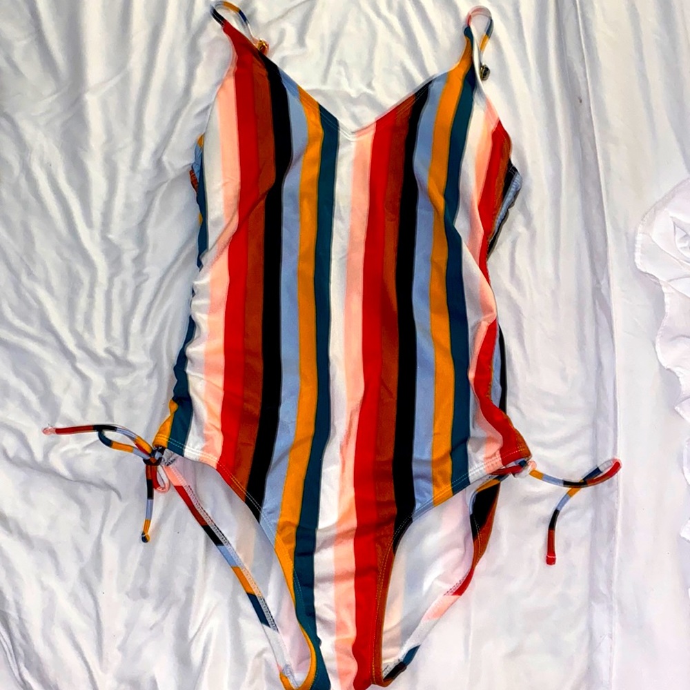 Women’s bathing suit size medium